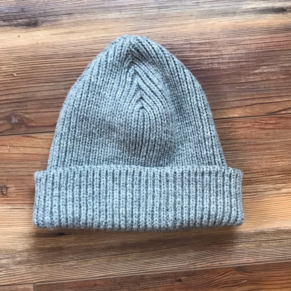 Peregrine Gray Knitted Merino Wool Beanie